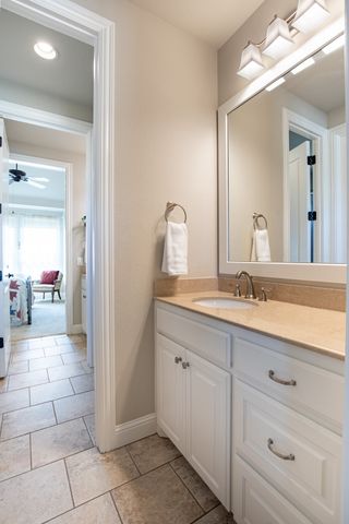 3217 Glenmore Avenue, Northlake, TX 76247