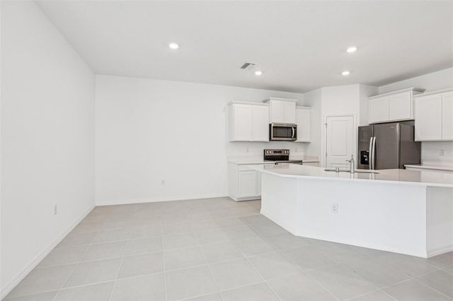 32652 RUSTIC RISE ROAD, San Antonio, FL 33576