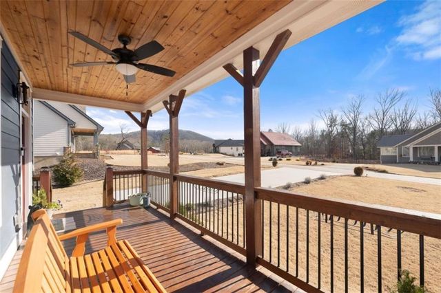 94 Boulder Lane, Cleveland, GA 30528