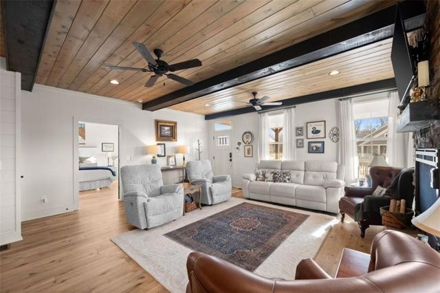 94 Boulder Lane, Cleveland, GA 30528
