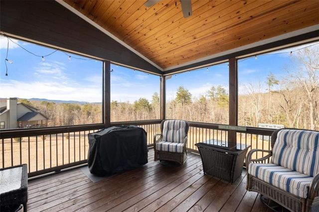 94 Boulder Lane, Cleveland, GA 30528