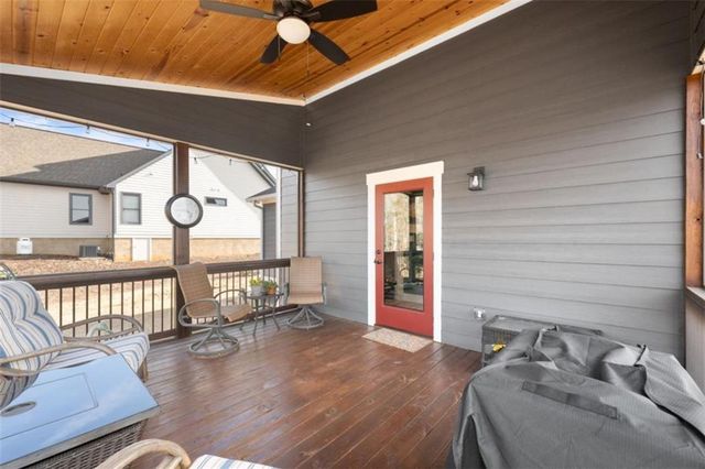 94 Boulder Lane, Cleveland, GA 30528