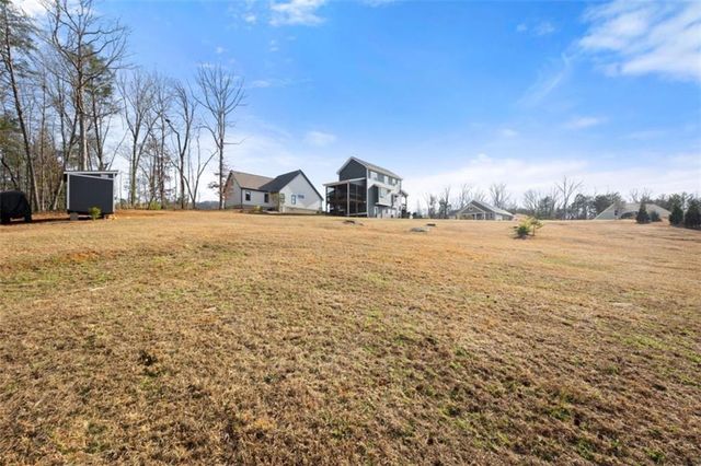 94 Boulder Lane, Cleveland, GA 30528