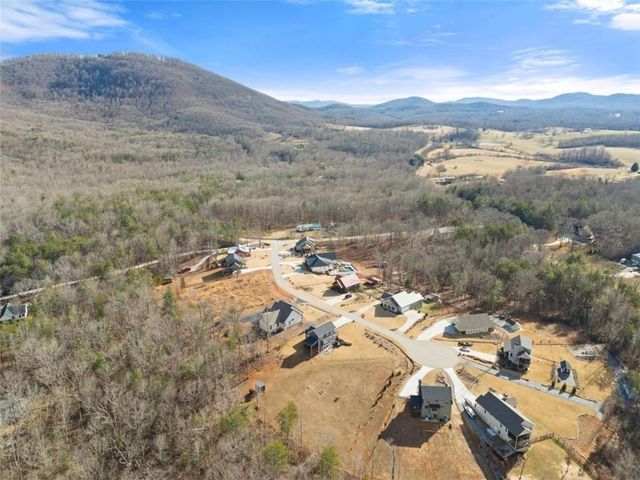 94 Boulder Lane, Cleveland, GA 30528