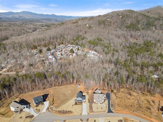 94 Boulder Lane, Cleveland, GA 30528
