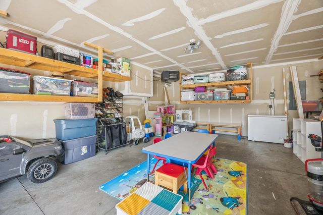 9351 Golden Pond Lane N, Monticello, MN 55362