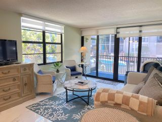 2 Royal Palm Way 101, Boca Raton, FL 33432
