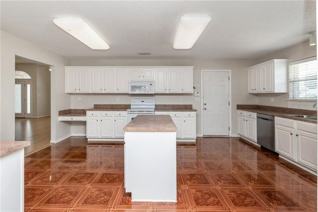 4592 Lake Woods Drive N, Semmes, AL 36575