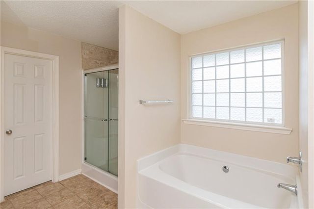 4592 Lake Woods Drive N, Semmes, AL 36575