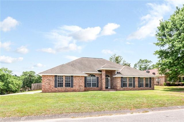 4592 Lake Woods Drive N, Semmes, AL 36575