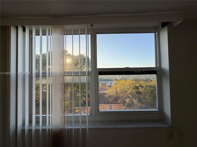 1830 Dixieanna St 406, Hollywood, FL 33020