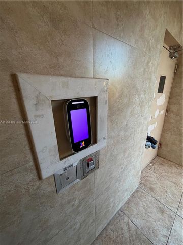 1830 Dixieanna St 406, Hollywood, FL 33020