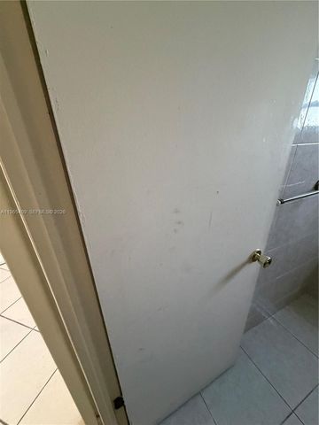 1830 Dixieanna St 406, Hollywood, FL 33020