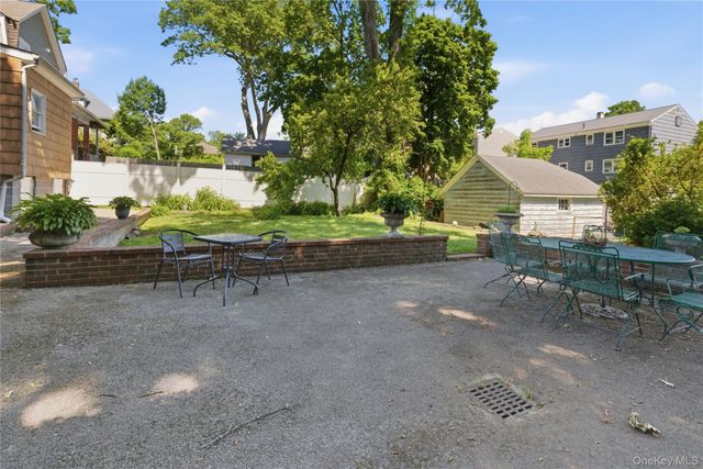 82 Quinby Avenue, White Plains, NY 10606