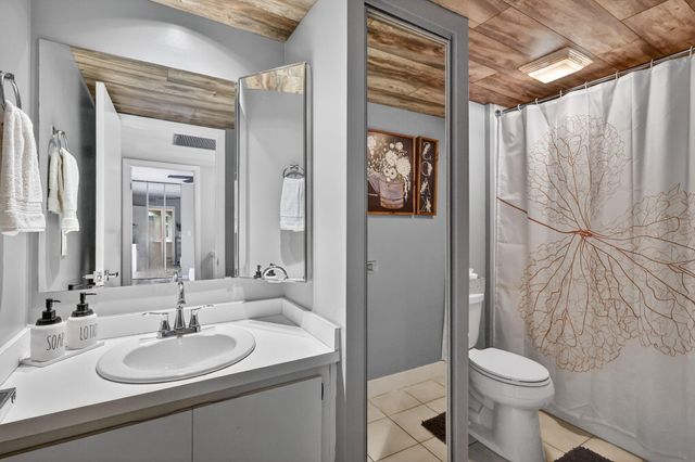 5612 SE Riverboat Drive 104, Stuart, FL 34997