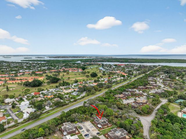 5612 SE Riverboat Drive 104, Stuart, FL 34997