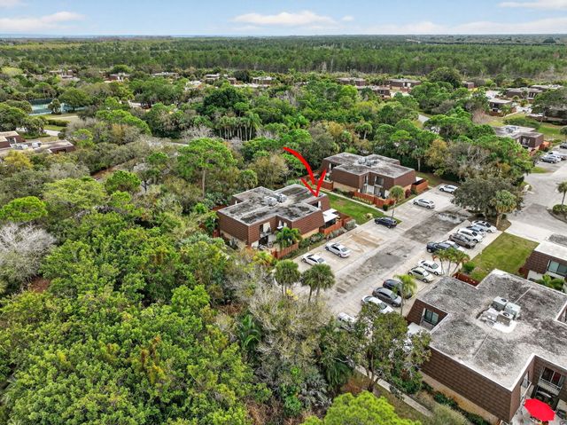 5612 SE Riverboat Drive 104, Stuart, FL 34997