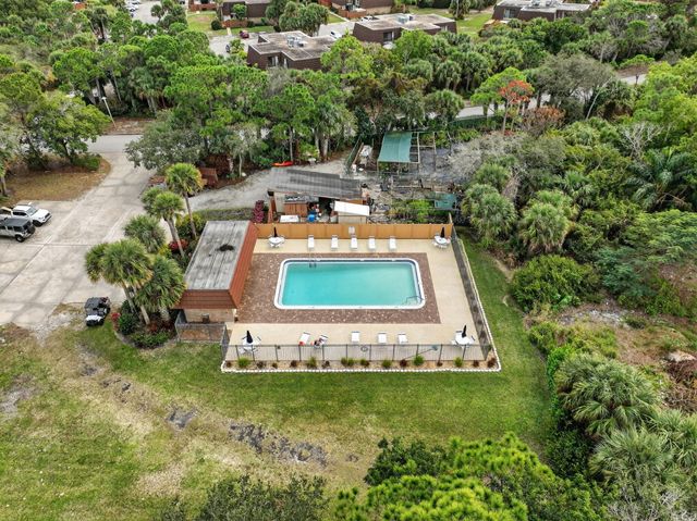 5612 SE Riverboat Drive 104, Stuart, FL 34997