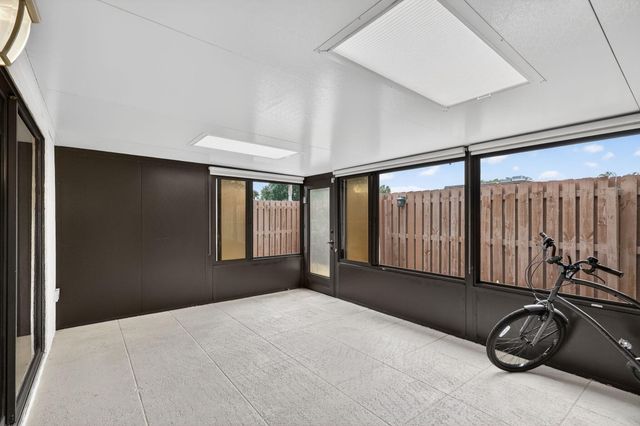 5612 SE Riverboat Drive 104, Stuart, FL 34997