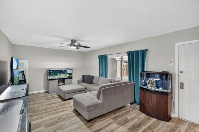 5612 SE Riverboat Drive 104, Stuart, FL 34997