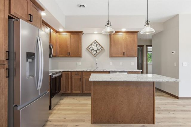 1323 Carpenter Avenue, Eau Claire, WI 54703