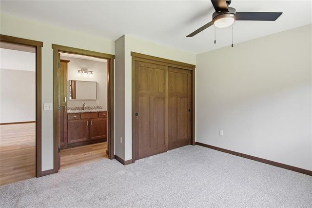 1323 Carpenter Avenue, Eau Claire, WI 54703