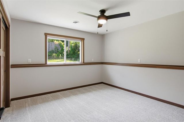 1323 Carpenter Avenue, Eau Claire, WI 54703