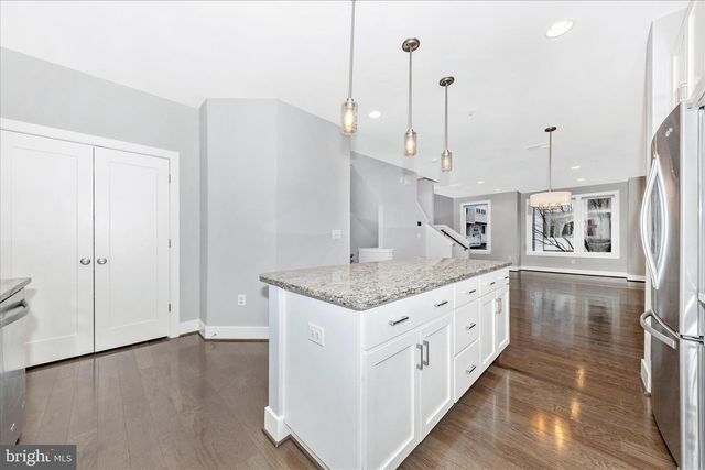 8074 FLATBUSH ST, Rockville, MD 20855