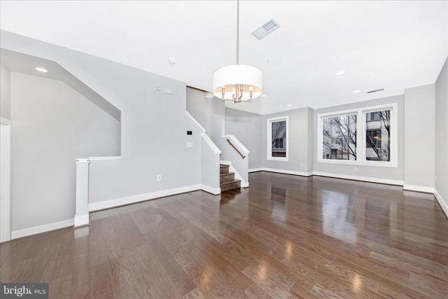 8074 FLATBUSH ST, Rockville, MD 20855