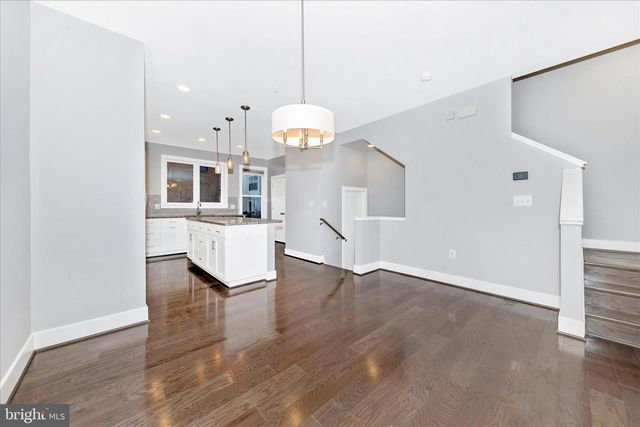 8074 FLATBUSH ST, Rockville, MD 20855