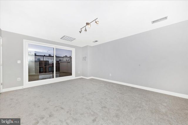 8074 FLATBUSH ST, Rockville, MD 20855