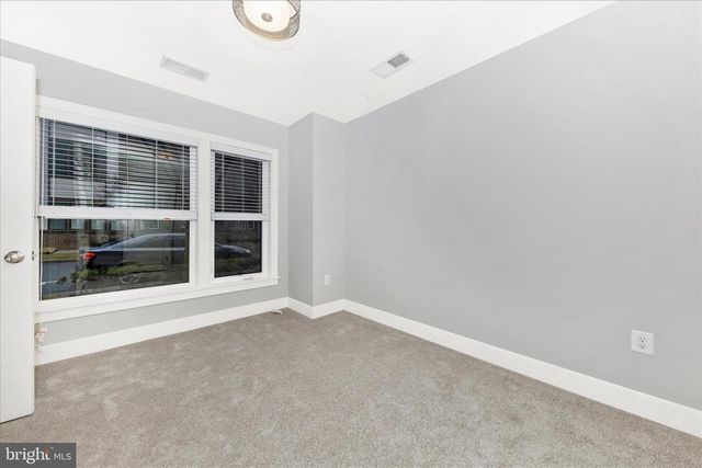 8074 FLATBUSH ST, Rockville, MD 20855