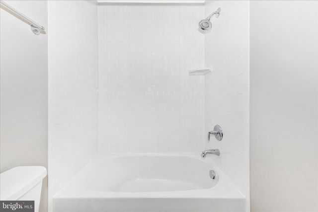 8074 FLATBUSH ST, Rockville, MD 20855