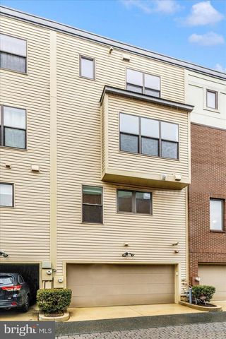 8074 FLATBUSH ST, Rockville, MD 20855