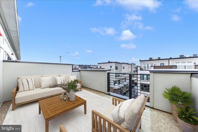 8074 FLATBUSH ST, Rockville, MD 20855