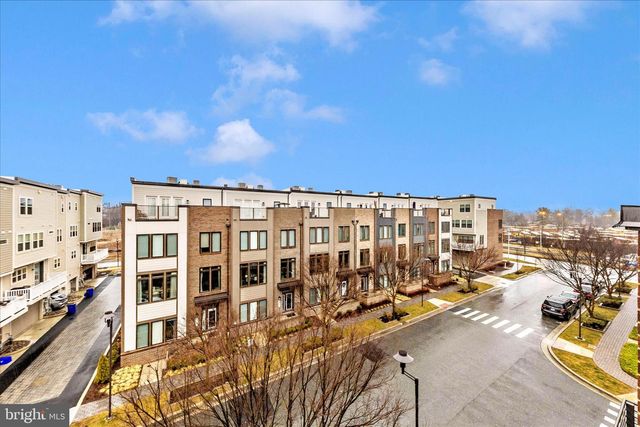 8074 FLATBUSH ST, Rockville, MD 20855