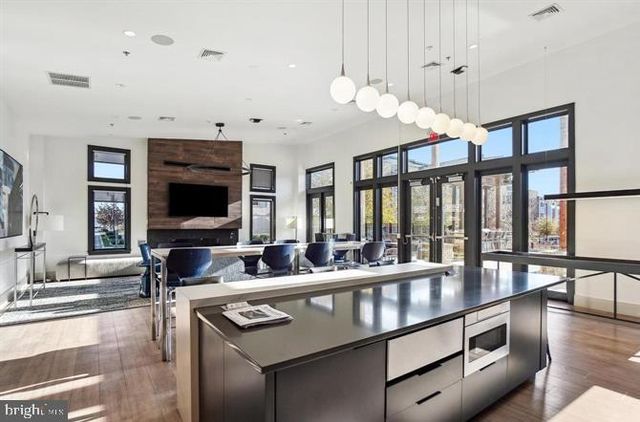 8074 FLATBUSH ST, Rockville, MD 20855