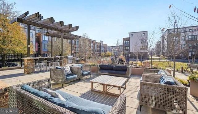 8074 FLATBUSH ST, Rockville, MD 20855