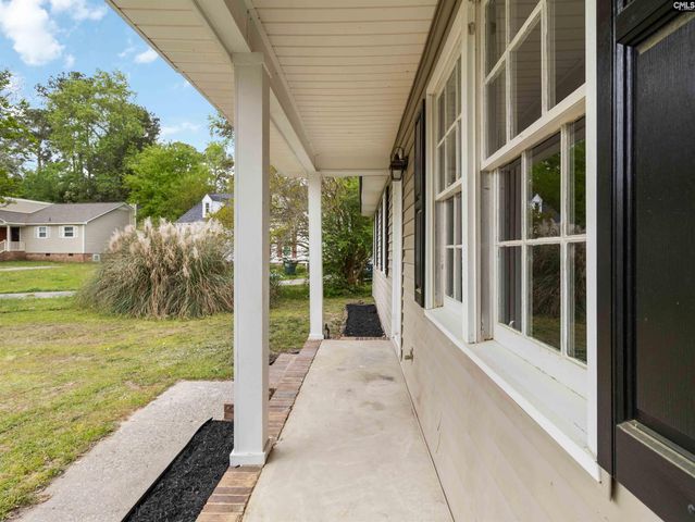221 Farringdon Court, Lexington, SC 29073