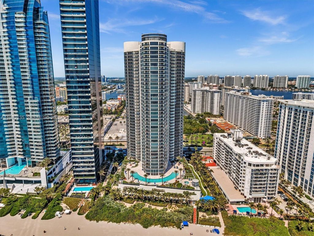 17201 Collins Avenue 704, Sunny Isles Beach, FL 33160