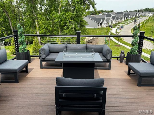 7424 Snowy Owl Court, Affton, MO 63123