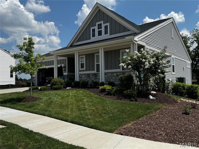 7424 Snowy Owl Court, Affton, MO 63123