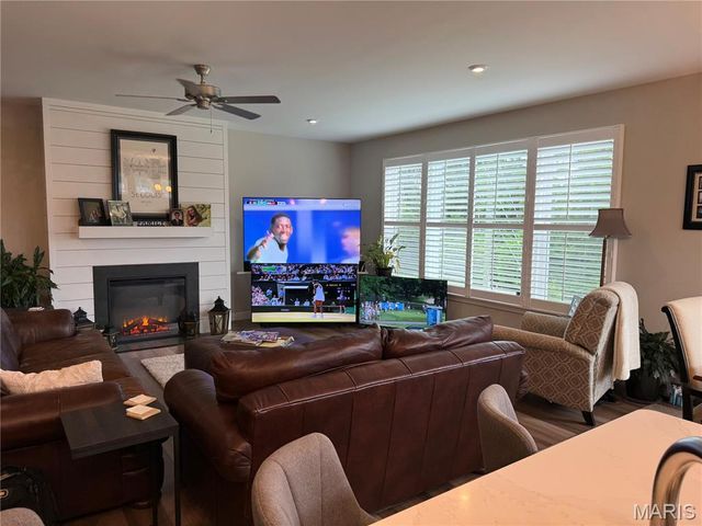 7424 Snowy Owl Court, Affton, MO 63123