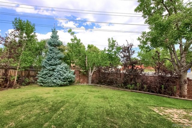 13115 W 63 Place, Arvada, CO 80004