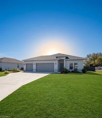214 NW 3rd AVE, Cape Coral, FL 33993