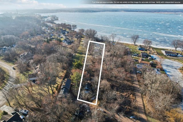 26280 W Channel Avenue, Antioch, IL 60002