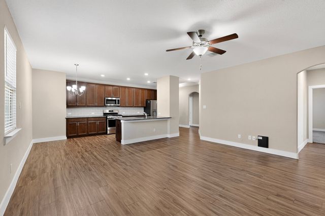 37 Pleasant Valley, Sanger, TX 76266