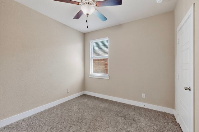 37 Pleasant Valley, Sanger, TX 76266