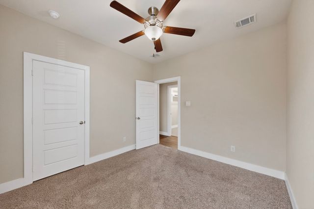 37 Pleasant Valley, Sanger, TX 76266