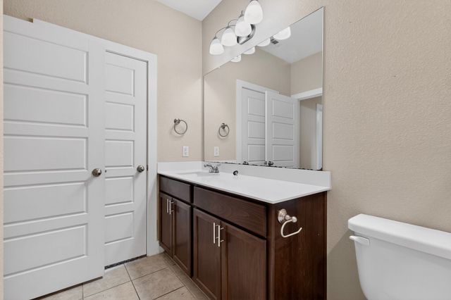 37 Pleasant Valley, Sanger, TX 76266